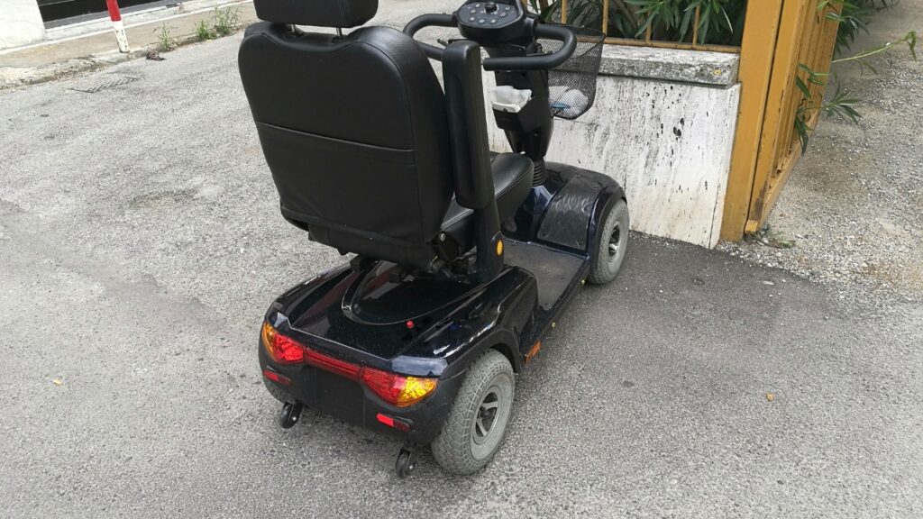 Solicitud de Silla de Ruedas Eléctrica